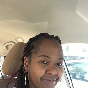 Meet your Posher, Krystal